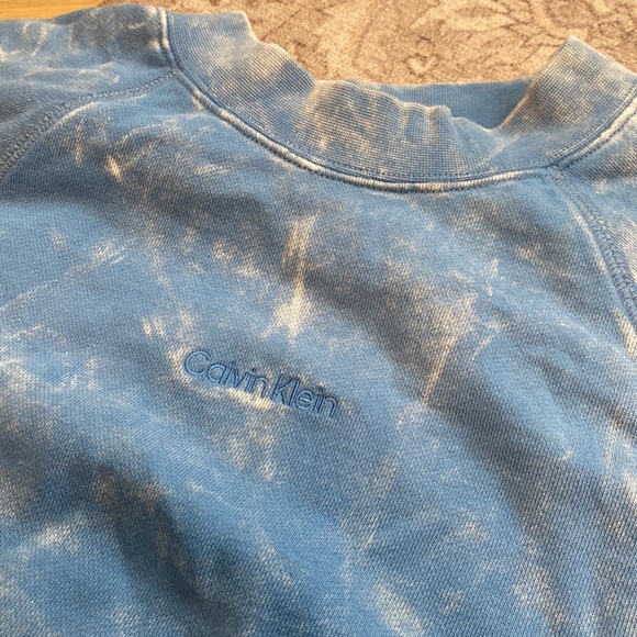 Calvin Klein cropped sweater - Picture 2 of 3